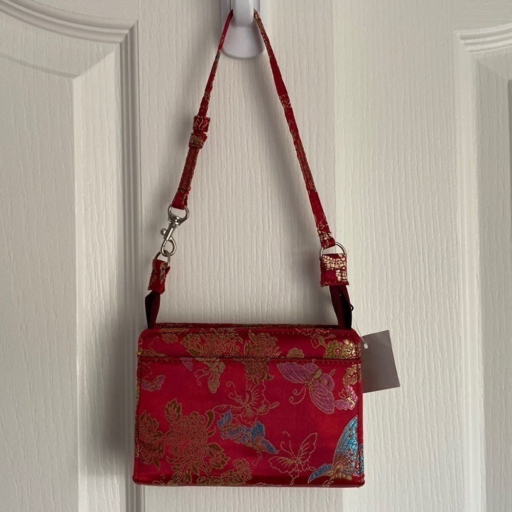 Chinese Brocade Fabric Handbag 👛 Purse in Red​​​​​​​​​​​​